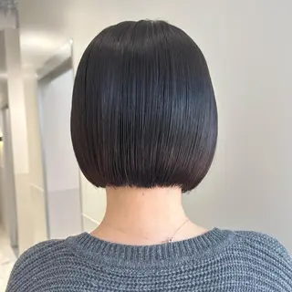 ショート カラー パーマ ヘアアレンジ メンズ キッズ ネイル マツエク・マツパ アイブロウ 切りっぱなしヘアボブ ミディアムヘアRYOのヘアスタイル