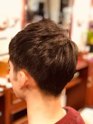 ショート パーマ メンズ 藤田 卓治のヘアスタイル