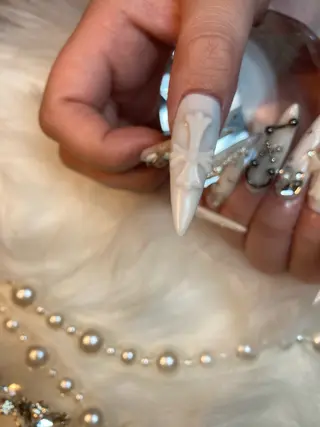 ネイル Leo Nailのネイルデザイン