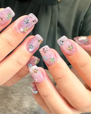 ネイル Moon  Nail /栄　大須のネイルデザイン