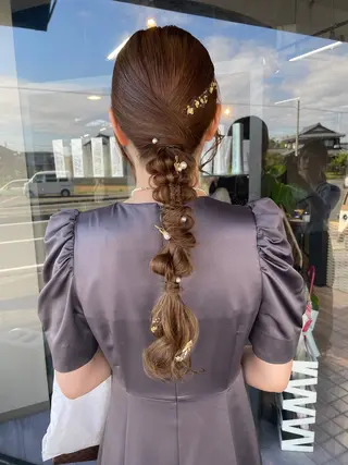 ロング ヘアアレンジ マキノ キョウカのヘアスタイル