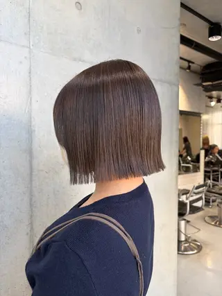 ショート カラー ヘアアレンジ ボブ艶モテカラー🫧 カリンのヘアスタイル