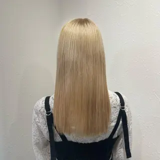 セミロング カラー shiho .のヘアスタイル