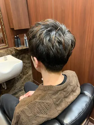 ショート パーマ メンズ 羽木 隆徒のヘアスタイル