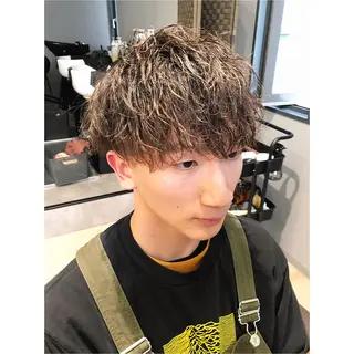 ショート カラー パーマ メンズ 関西センターパート メンズモデル募集のヘアスタイル