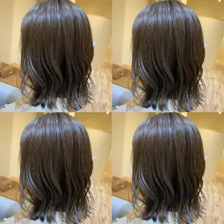 ミディアム カラー 金島 青のヘアスタイル