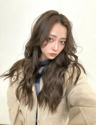 ロング 韓国/透明感 Veluaのヘアスタイル