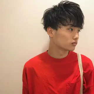 ショート カラー パーマ メンズ 平内 賢人のヘアスタイル