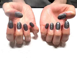 ショート 渋谷　Laugh 8301のネイルデザイン