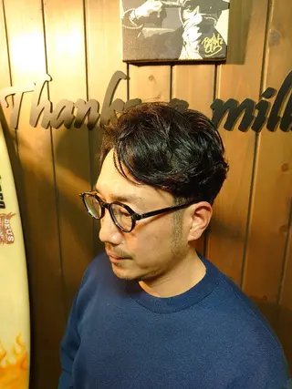 パーマ 岡林 選のヘアスタイル