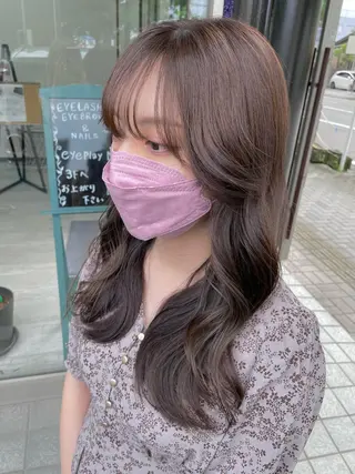 カラー オノ アカネのヘアスタイル