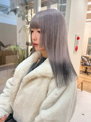ミディアム カラー 抜きっぱなしブロンド /ハイトーン/カナタのヘアスタイル