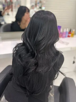 ロング カラー 流行りの透明感カラー ×縮毛矯正🤍ユウのヘアスタイル