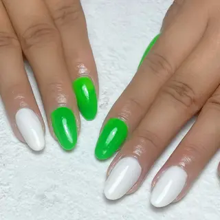 ネイル Feel ‪‪☺︎‬Yuriaのネイルデザイン