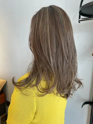 ロング カラー 東 みのりのヘアスタイル