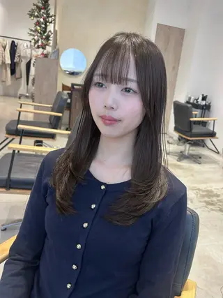 セミロング カラー 顔周り/レイヤー 🤍マリノのヘアスタイル