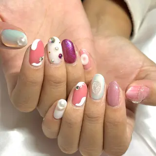 ネイル 【OKIKA】 らん🦖🌈🧡のマツエク・マツパデザイン
