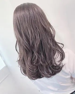 セミロング カラー 🏆ウルフ/レイヤー 指名No.1山口圭佑のヘアスタイル