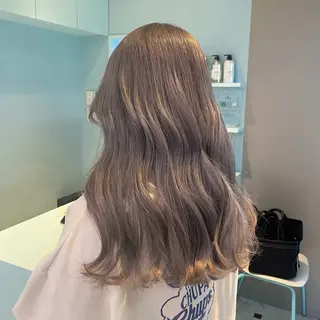 セミロング カラー ブリーチカラー 🩵MIZUKIのヘアスタイル