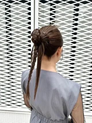 ロング カラー ヘアアレンジ yuka .のヘアスタイル