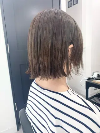 ミディアム カラー パーマ ヘアアレンジ メンズ キッズ ネイル マツエク・マツパ アイブロウ レイヤーカット 🌿透け感カラーのヘアスタイル