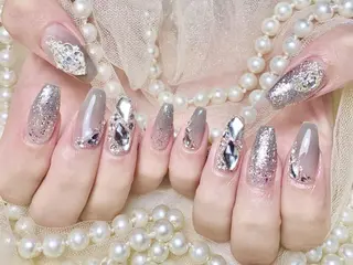 ネイル Hanya 🌈のネイルデザイン