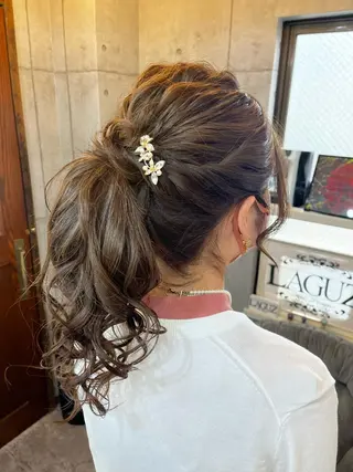 セミロング ヘアアレンジ 石井 綺乃のヘアスタイル