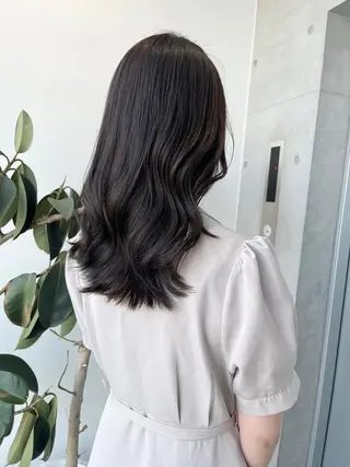 ミディアム カラー パーマ ヘアアレンジ 透明感/オリーブ/ グレージュ/YUKAのヘアスタイル