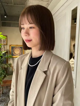 ミディアム カラー ベージュ🤎透明感 カラー🤎anriのヘアスタイル