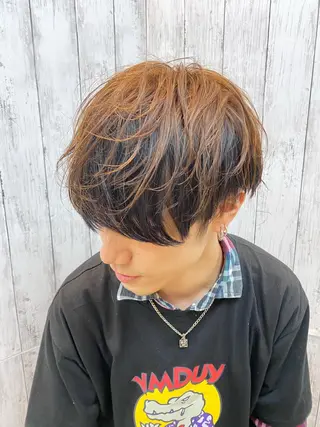 ショート カラー レイヤー/艶カラー 奥野恭平のヘアスタイル