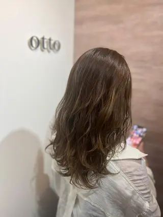 セミロング カラー パーマ ヘアアレンジ メンズ キッズ ネイル マツエク・マツパ アイブロウ resort salon otto所属・resort salon ottoのヘアスタイル