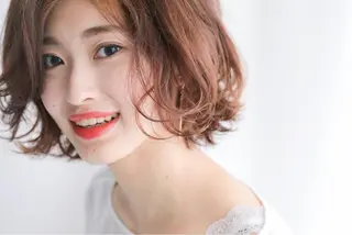 ミディアム カラー パーマ 髪質改善&ブリーチ 伊勢 祐一郎のヘアスタイル