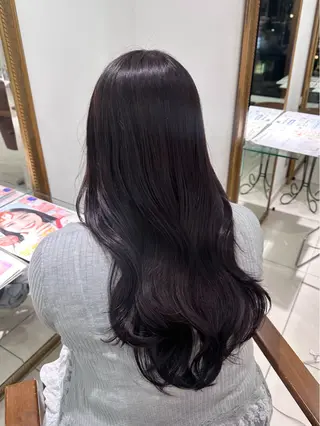 ロング カラー 髪質改善艶カラー🩶 Nanako ⟡.·のヘアスタイル