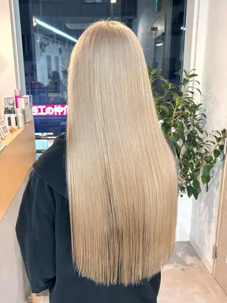 ロング カラー 艶カラー/レイヤー/ ハイトーン/まなみのヘアスタイル