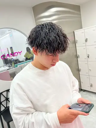 ミディアム パーマ メンズ メンズパーマ特化 TAIGAのヘアスタイル