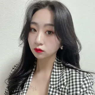 ロング トレンド韓国レイヤー 🇰🇷のんのヘアスタイル