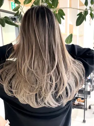 ロング 神戸三宮 misakiのヘアスタイル