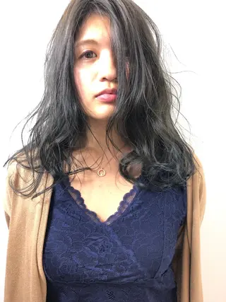 カラー 田中 慎也のヘアスタイル