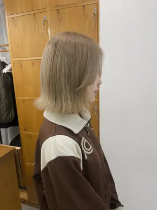 ミディアム カラー riko .のヘアスタイル
