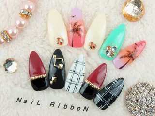 ネイル ネイルリボン 受付スタッフのネイルデザイン
