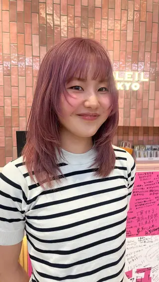 セミロング カラー 柔らかい艶暖色 レイヤー🫧姫汝のヘアスタイル