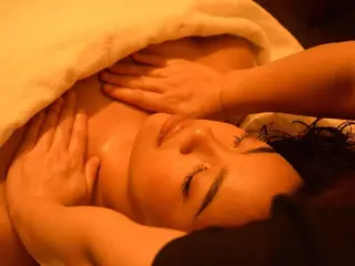 圧倒的たるみ改善 美容鍼エステのエステ・リラクイメージ