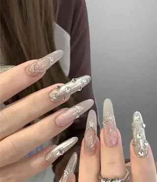 ネイル VIVIAN エイのネイルデザイン