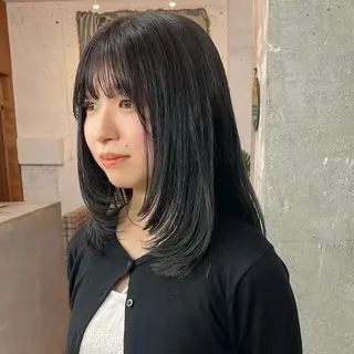 ミディアム カラー ミカミ モエ🐈‍⬛のヘアスタイル