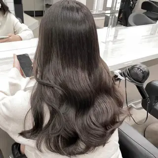 ロング カラー ヘアアレンジ 巻きラク♡レイヤー 🦢こころのヘアスタイル