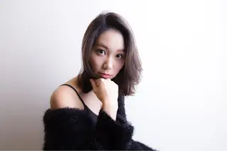ショート カラー 平川 友希子のヘアスタイル