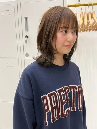 ミディアム 網谷 萌夏のヘアスタイル