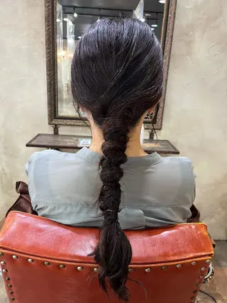 ヘアアレンジ ハイトーンカラー🩵 耳ツボジュエリー👂のその他イメージ