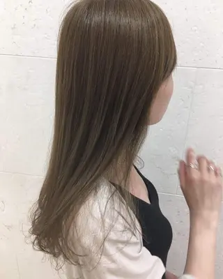 ロング カラー 斉藤 貴也のヘアスタイル