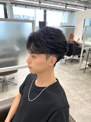 ショート パーマ メンズ 関西センターパート メンズモデル募集のヘアスタイル